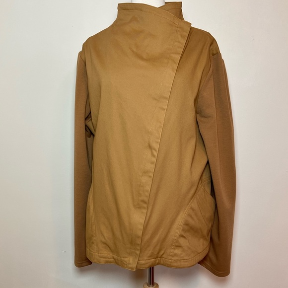 Suzanne Betro ‘Weekend’ Tan Lightweight Diagonal Zip Jacket, Size 3X - Picture 3 of 12